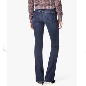 Joe’s Jeans Petite Bootcut size 28